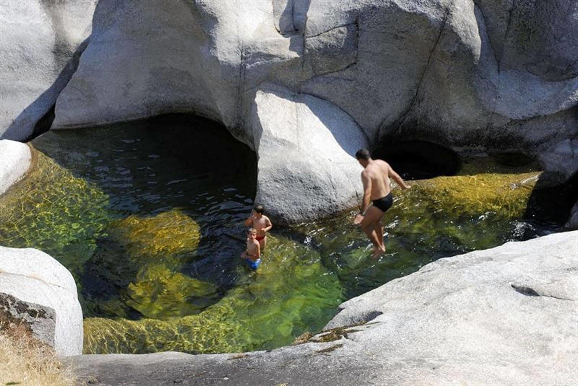 Apartamentos Valle Del Jerte El Huerto Del Cura Cabezuela Del Valle Kültér fotó